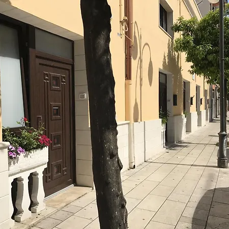 Porta Lecce 公寓 *